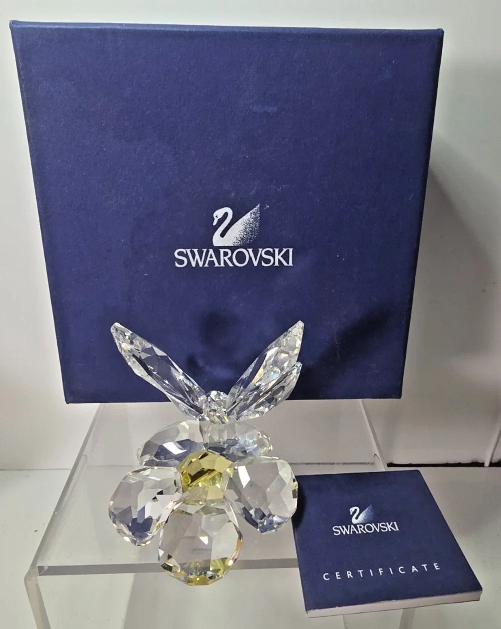SWAROVSKI Crystal Butterfly On Flower 840190 Retired With Original Box